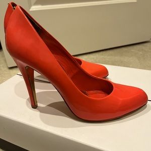 Ted Baker London red patent leather heels